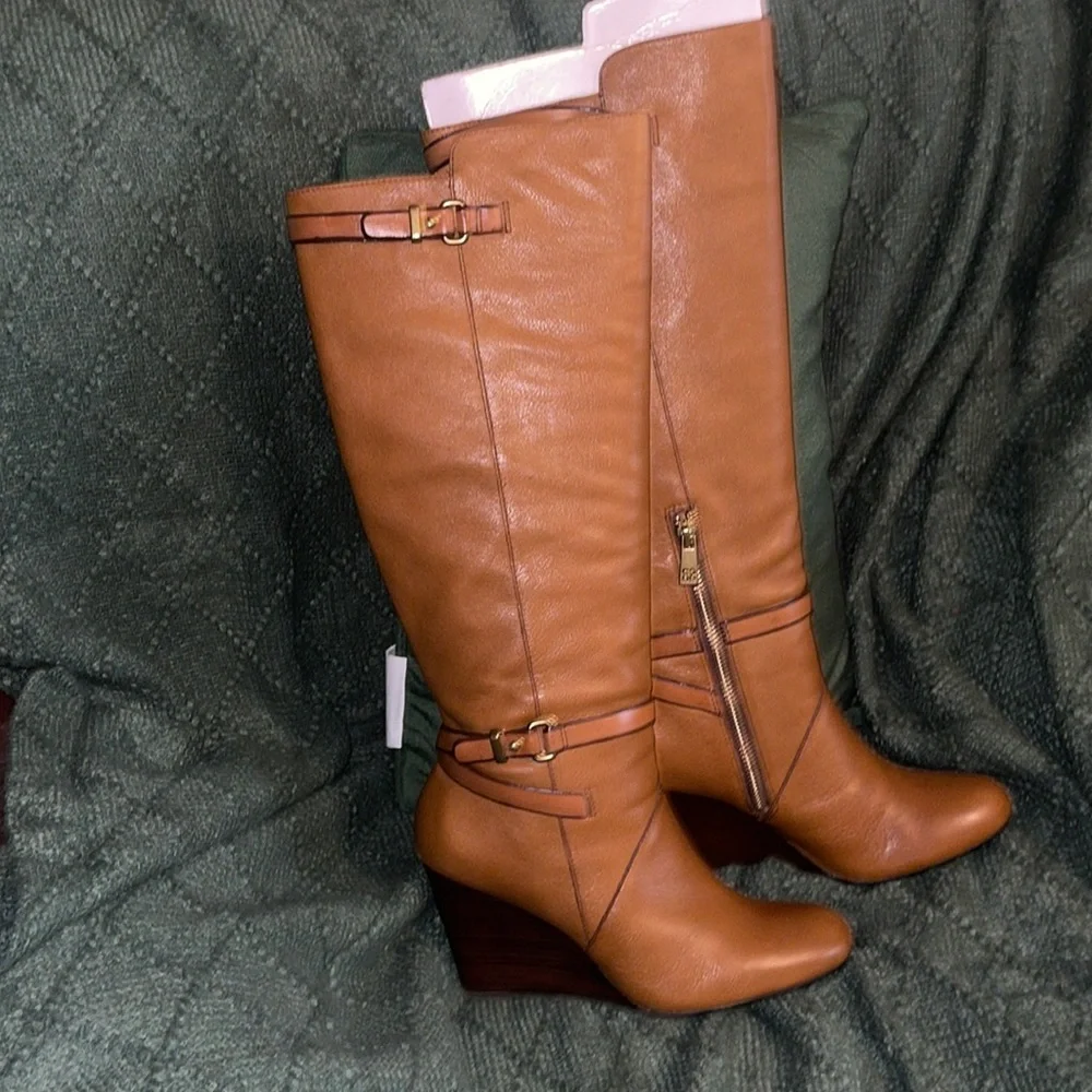Adair Pebble Grain Leather COACH Boots - Saddle. Size 8.5 - Picture 1 of 10